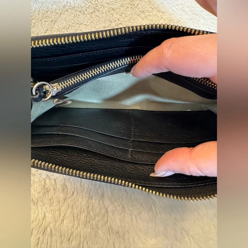 CHLOE Lily Continental Leather Bow Zip Wallet in Black - EUC